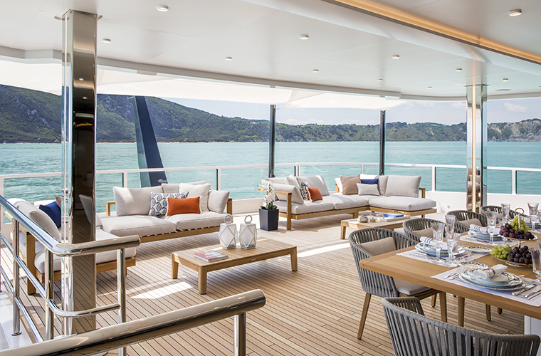 Уличная мебель TRIBU на яхте M/Y DRAGON Купить уличную мебель TRIBU на 7garden.ru