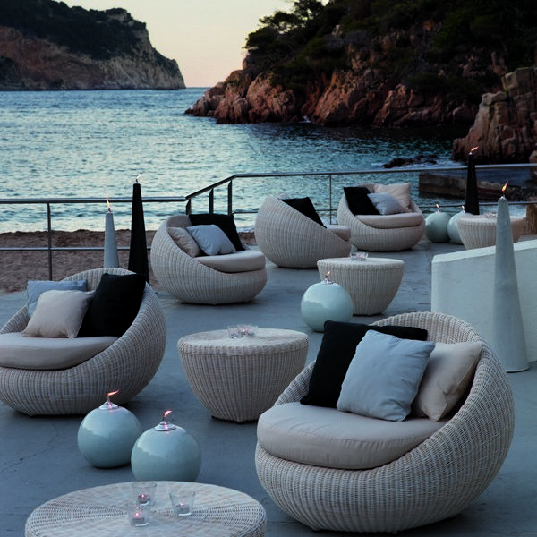 Коллекция уличной мебели BUBBLE от фабрики POINT (Испания), фото 3 Купить уличную мебель POINT на 7garden.ru