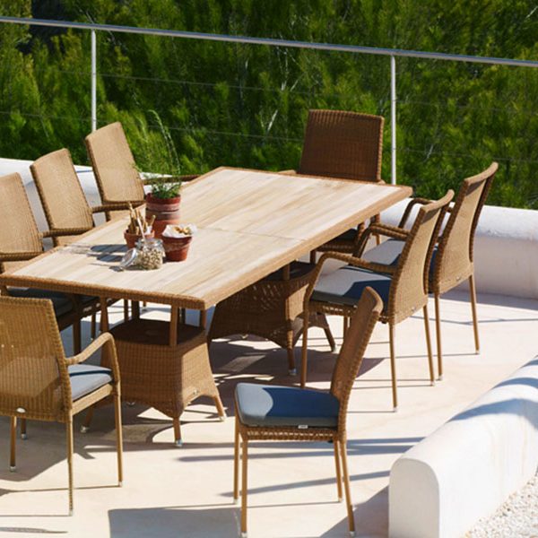 Коллекция уличной мебели NEWMAN от фабрики CANE-LINE (Дания), фото 1 Купить уличную мебель CANE-LINE на 7garden.ru