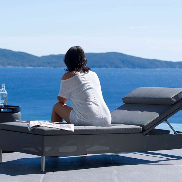 Коллекция уличной мебели REST от фабрики CANE-LINE (Дания), фото 3 Купить уличную мебель CANE-LINE на 7garden.ru