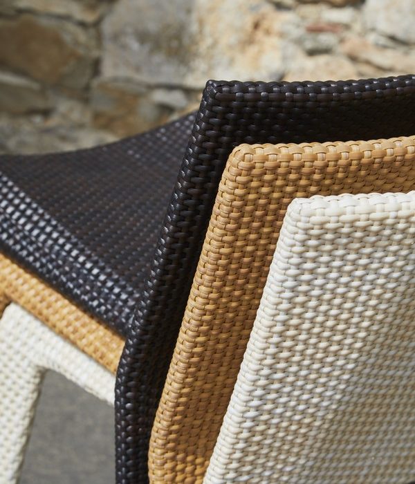 Коллекция уличной мебели U от фабрики POINT (Испания), фото 1 Купить уличную мебель POINT на 7garden.ru