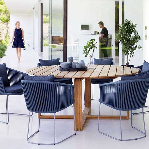 Коллекция уличной мебели ENDLESS от фабрики CANE-LINE (Дания), фото 1 Купить уличную мебель CANE-LINE на 7garden.ru