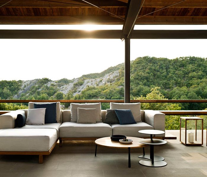 Коллекция уличной мебели VIS-A-VIS от фабрики TRIBU (Бельгия), фото 1 Купить уличную мебель TRIBU на 7garden.ru