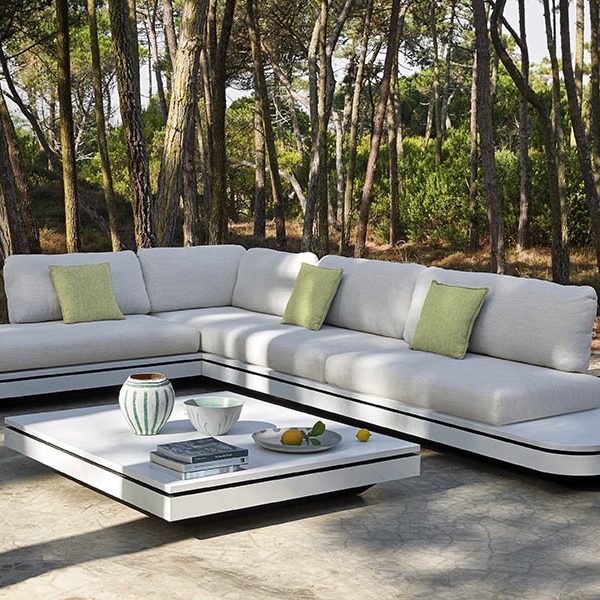 Коллекция уличной мебели ELEMENTS от фабрики MANUTTI (Бельгия) Купить уличную мебель MANUTTI на 7garden.ru