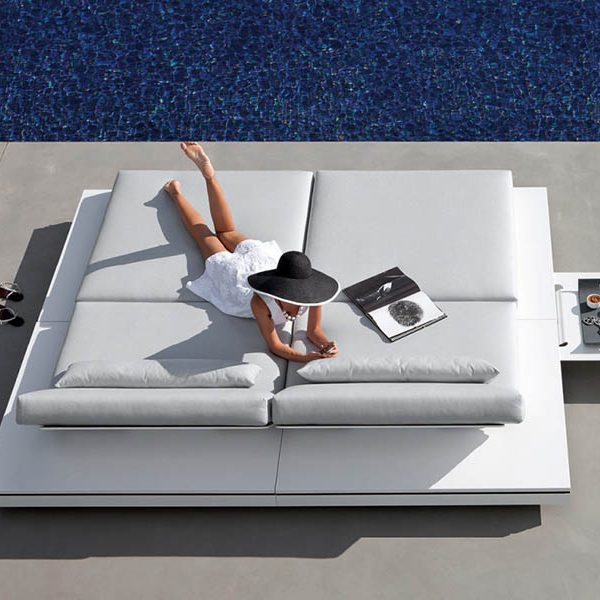 Коллекция уличной мебели ELEMENTS от фабрики MANUTTI (Бельгия) Купить уличную мебель MANUTTI на 7garden.ru