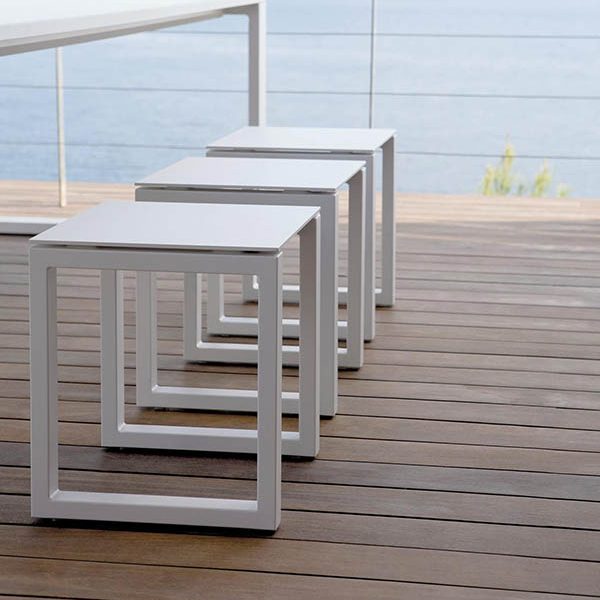 Коллекция уличной мебели FUSE от фабрики MANUTTI (Бельгия) Купить уличную мебель MANUTTI на 7garden.ru