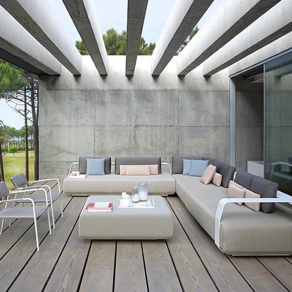 Коллекция уличной мебели KUMO от фабрики MANUTTI (Бельгия) Купить уличную мебель MANUTTI на 7garden.ru