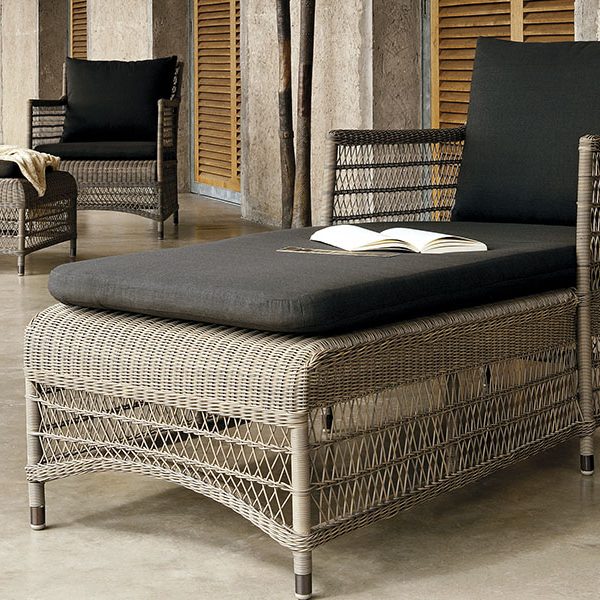 Коллекция уличной мебели MALIBU от фабрики MANUTTI (Бельгия) Купить уличную мебель MANUTTI на 7garden.ru