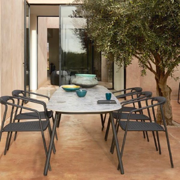 Коллекция уличной мебели MINUS от фабрики MANUTTI (Бельгия) Купить уличную мебель MANUTTI на 7garden.ru