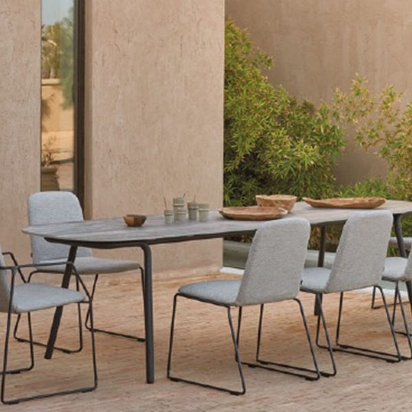 Коллекция уличной мебели MINUS от фабрики MANUTTI (Бельгия) Купить уличную мебель MANUTTI на 7garden.ru