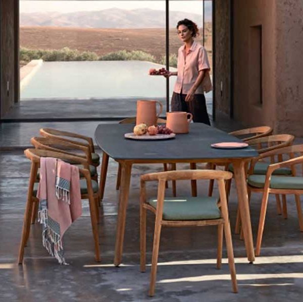 Коллекция уличной мебели TORSA от фабрики MANUTTI (Бельгия) Купить уличную мебель MANUTTI на 7garden.ru